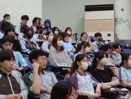 台大學長分享學習秘訣: 從大學貼近人生:高中預備課:200563_0